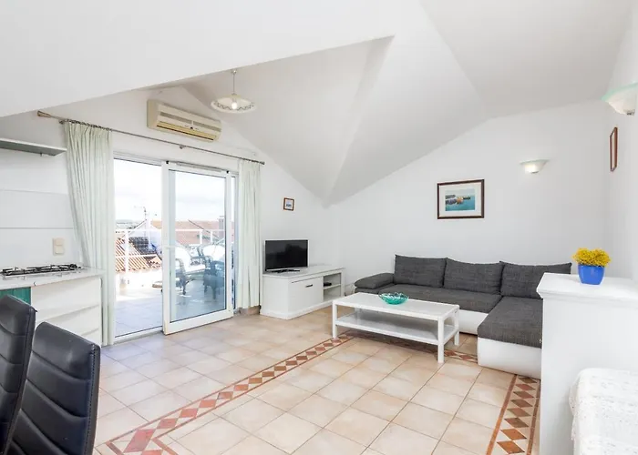 Apartment With Wifi - 9702